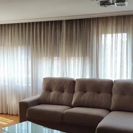 Piso Velazquez * 기욘